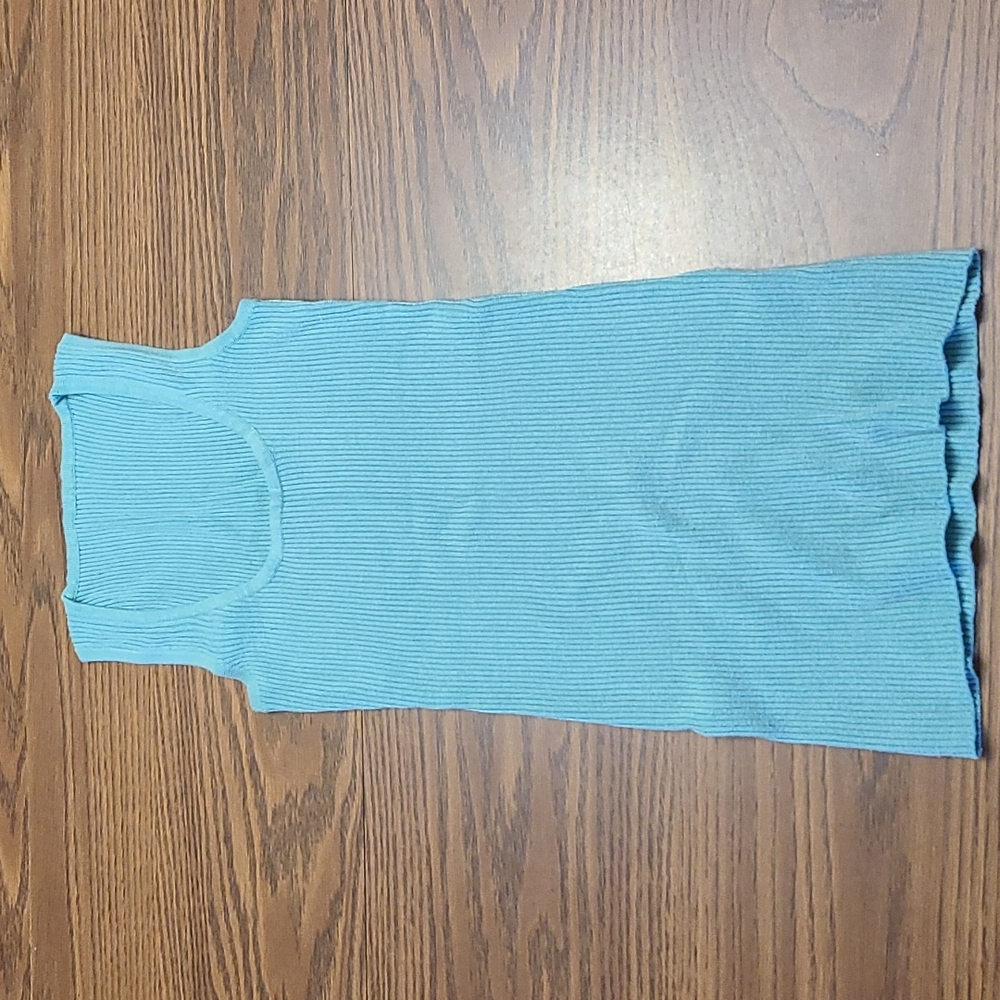 SEAFOAM GREEN TANK TOP